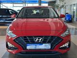 Hyundai i30 Pure Tempomat 1.Hand Klima LED DAB+ - Hyundai i30 Pure mit Benzin-Antrieb