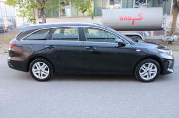 KIA cee'd Sportswagon - 4