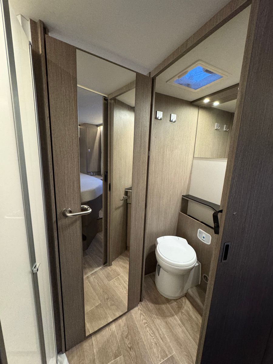 Fahrzeugabbildung Dethleffs 60 JAHRE MAGIC EDITION T 3 DBM LUFTFEDERUNG VOLL