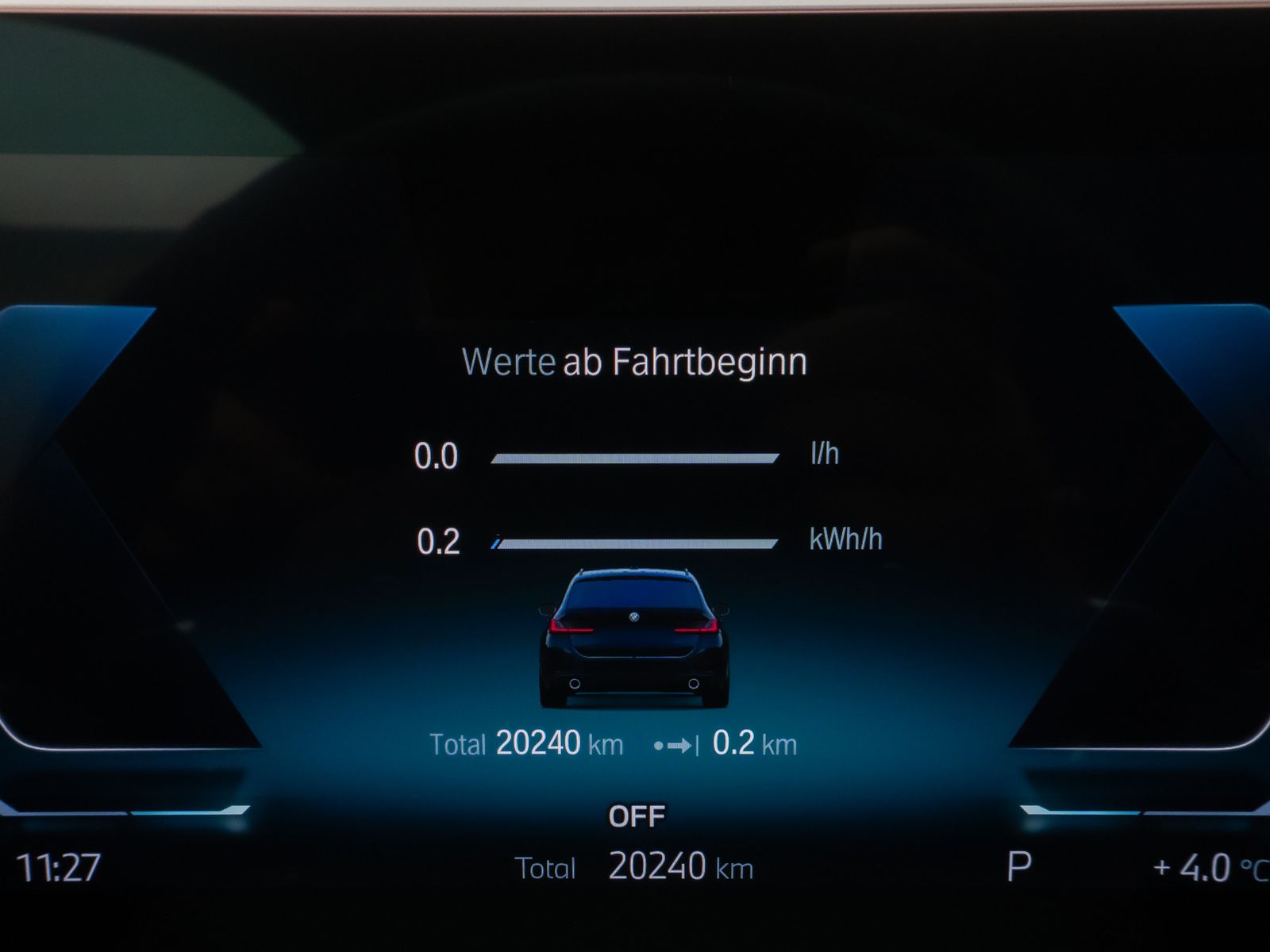 Fahrzeugabbildung BMW 330e DAB CockPit+ Lordos PDC Geschwindigkeitsreg