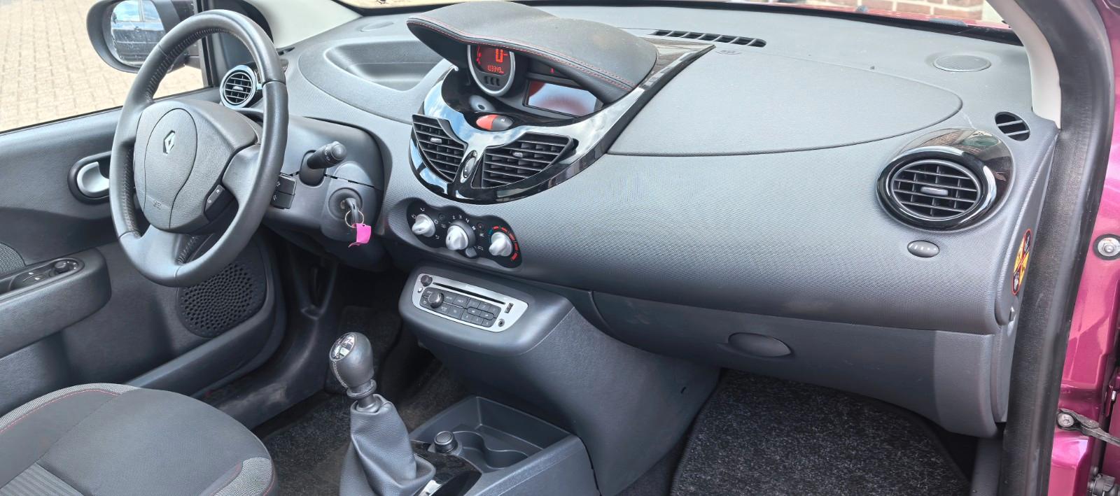 Renault Twingo Pano/Schiebedach/Zahnriemen+Wp neu