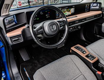Fahrzeugabbildung Honda e Advance 1.HAND|NAVI|KAMERA|SHZ