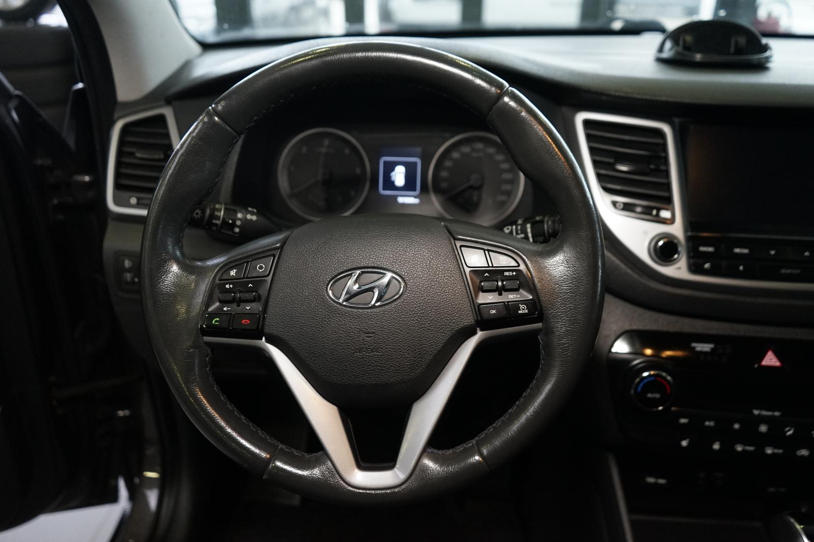 Hyundai Tucson Intro Edition 4WD+NAVI+KAMERA+TOT WINKEL+