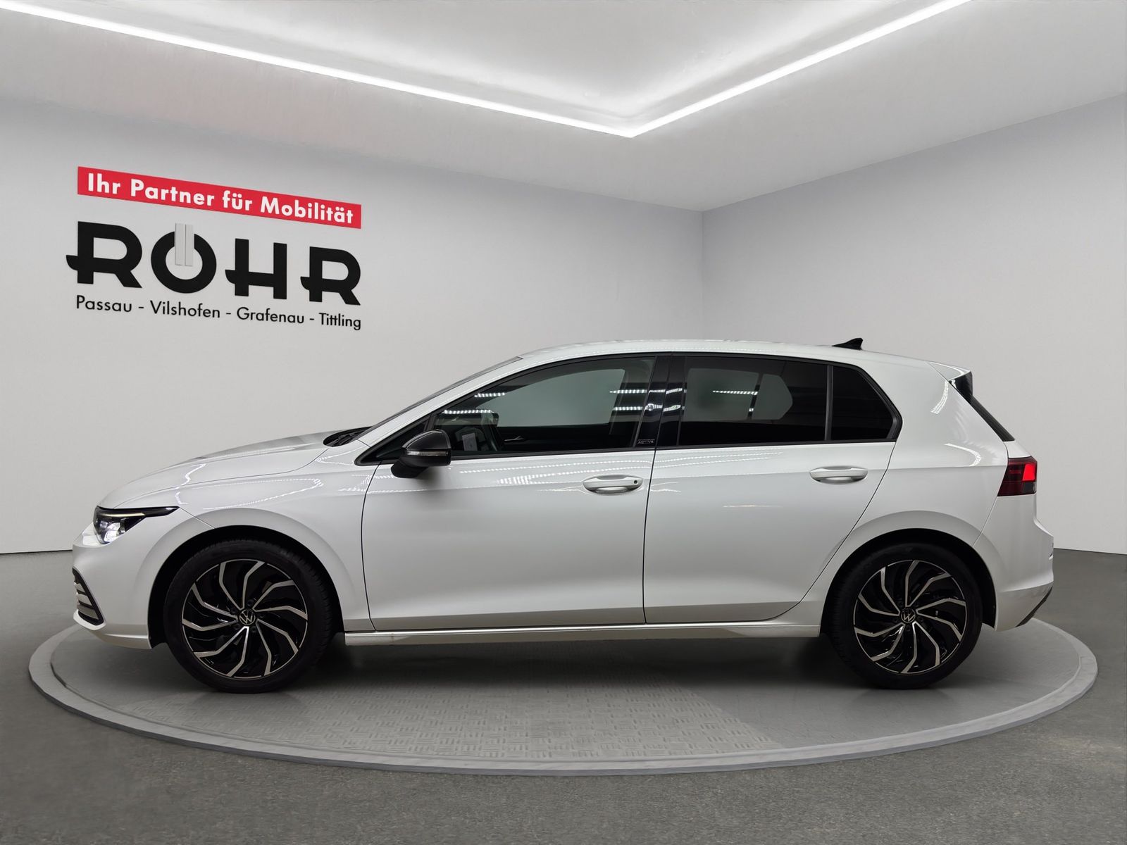 Volkswagen Golf Active Life 1.5 TS AHK Kam. LED Navi PDC imagem 3