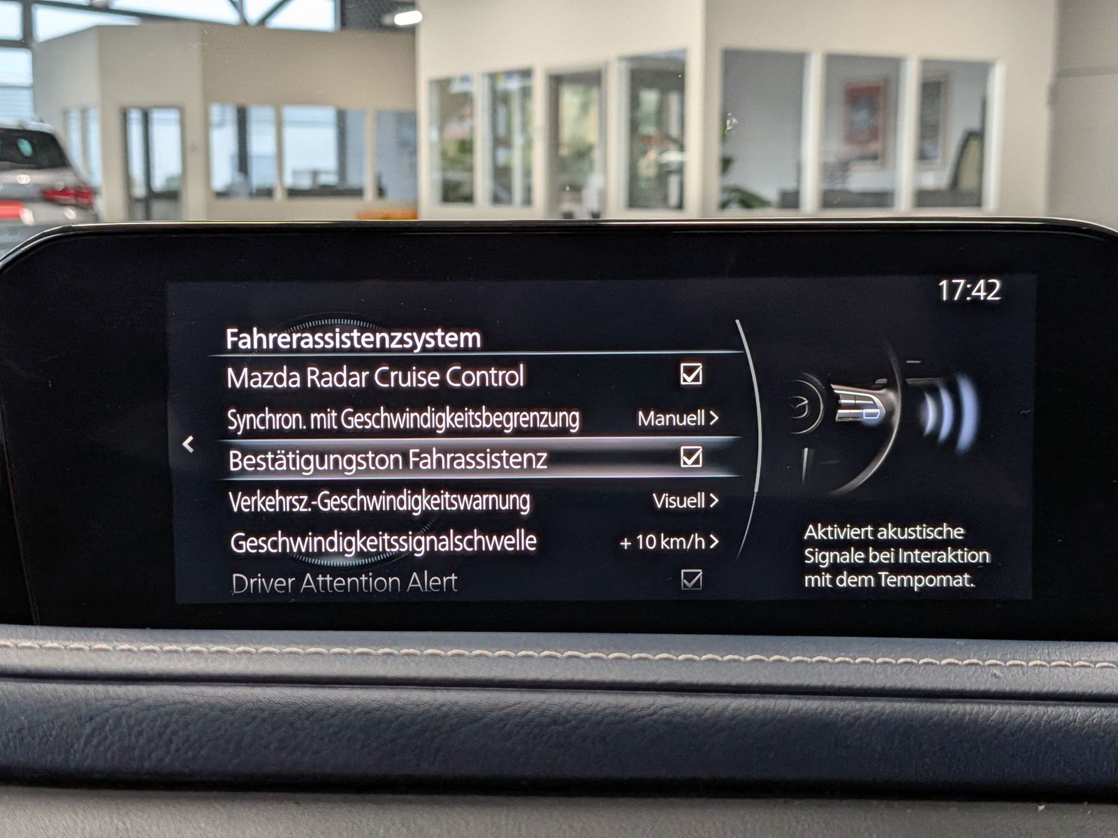 Fahrzeugabbildung Mazda CX-30 Selection 2WD LED Design ACC BOSE HUD CAM