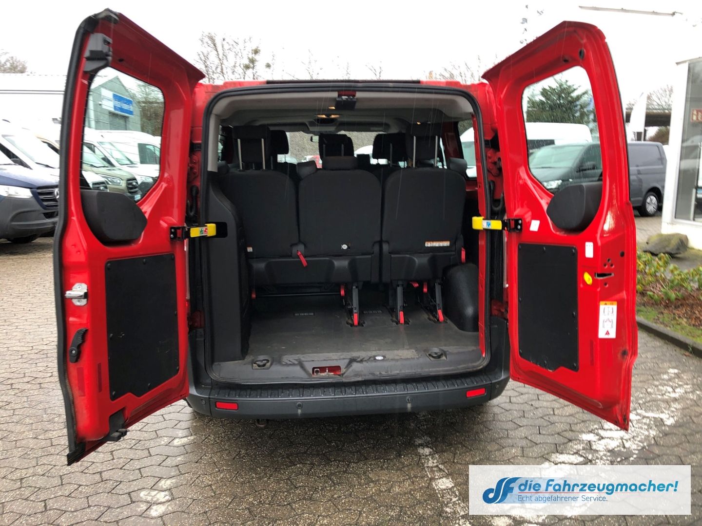 Fahrzeugabbildung Ford Transit Custom Kombi 300 L1 2.2 TDCi*1667