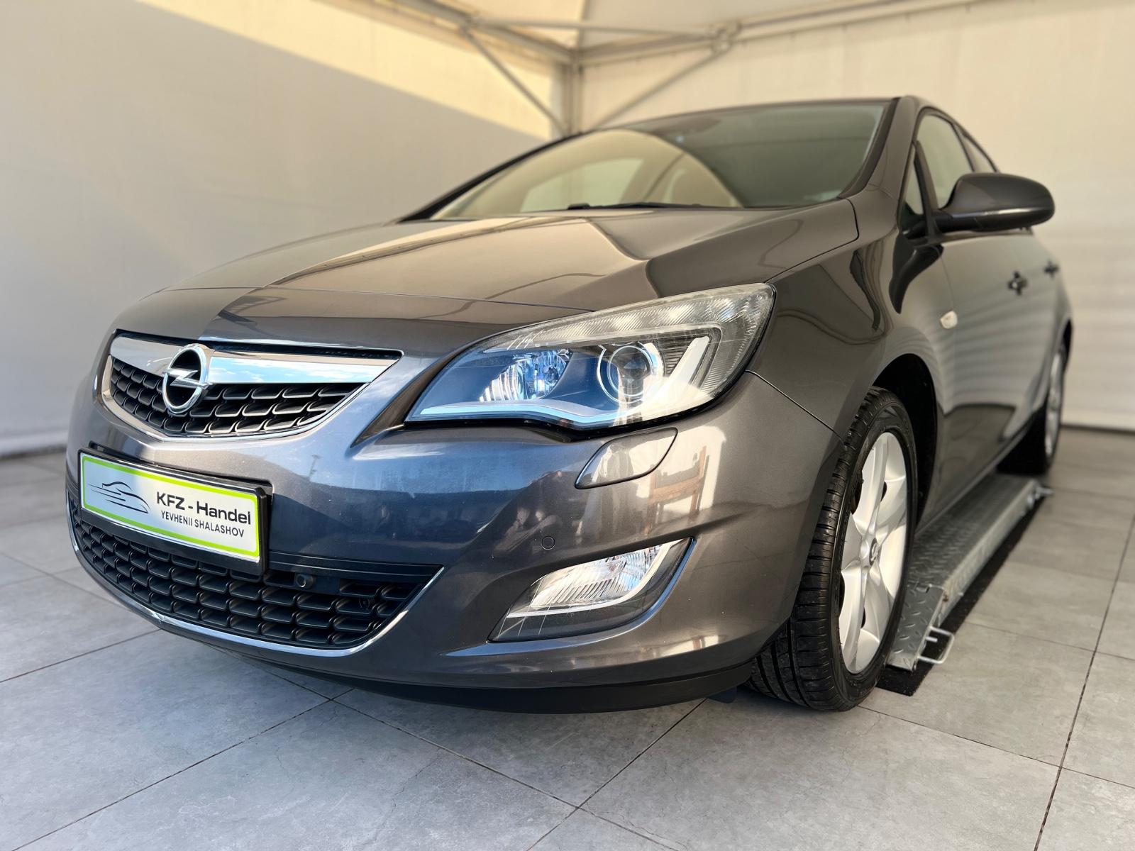 Opel Astra J Lim. 5-trg. Design Edition