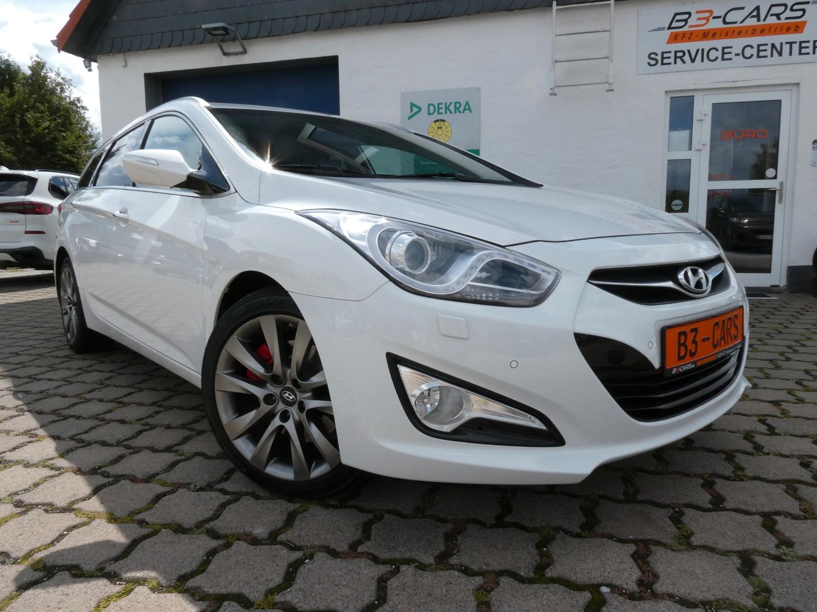 Hyundai i40 FIFA World Cup Edition#NAVI#XENON#SHZ#R-CAM#