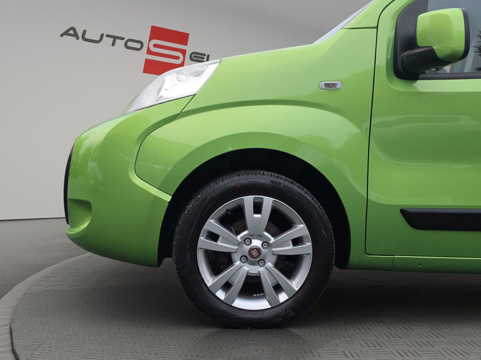 Fahrzeugabbildung Fiat Qubo 1.4 8V MY QUBO AUS 1.HAND