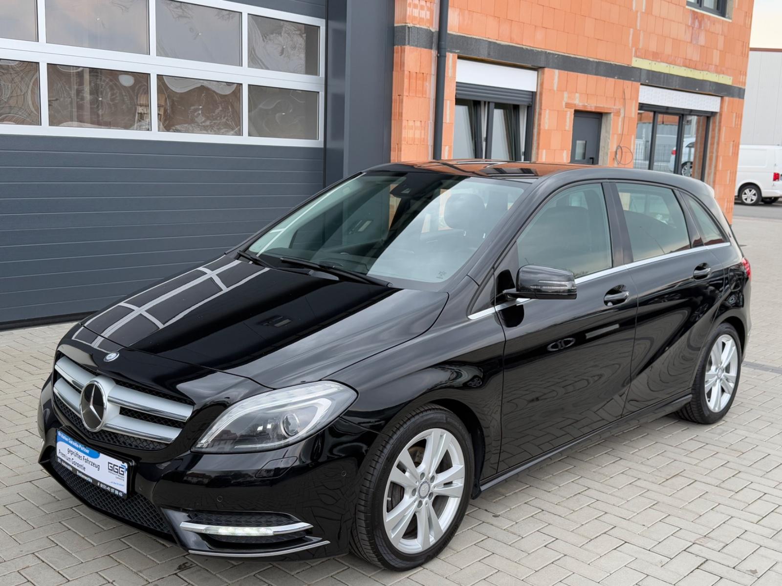 Mercedes-Benz B 200 *XENON*NAVI*TEMPO*EURO6*SPORTPAKET*