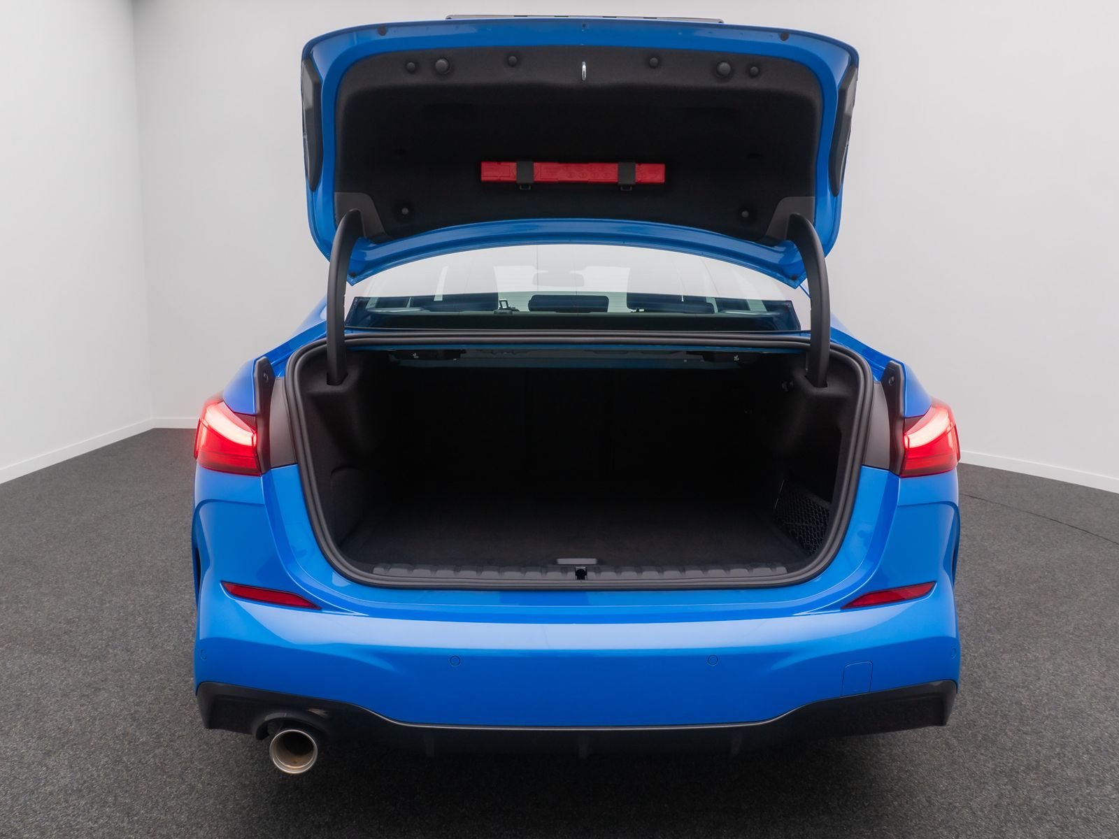 Fahrzeugabbildung BMW 218i Gran Coup&eacute; M Sport DAB H/K Panorama Komfort