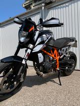 KTM 690 Duke