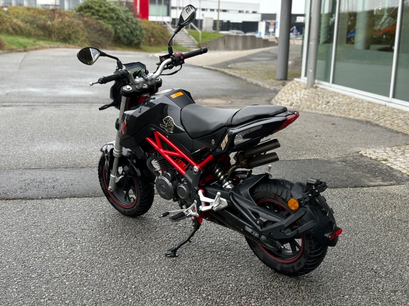 Fahrzeugabbildung Benelli TNT 125