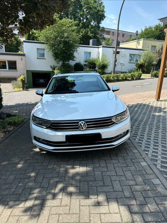 Image of Volkswagen Passat Variant