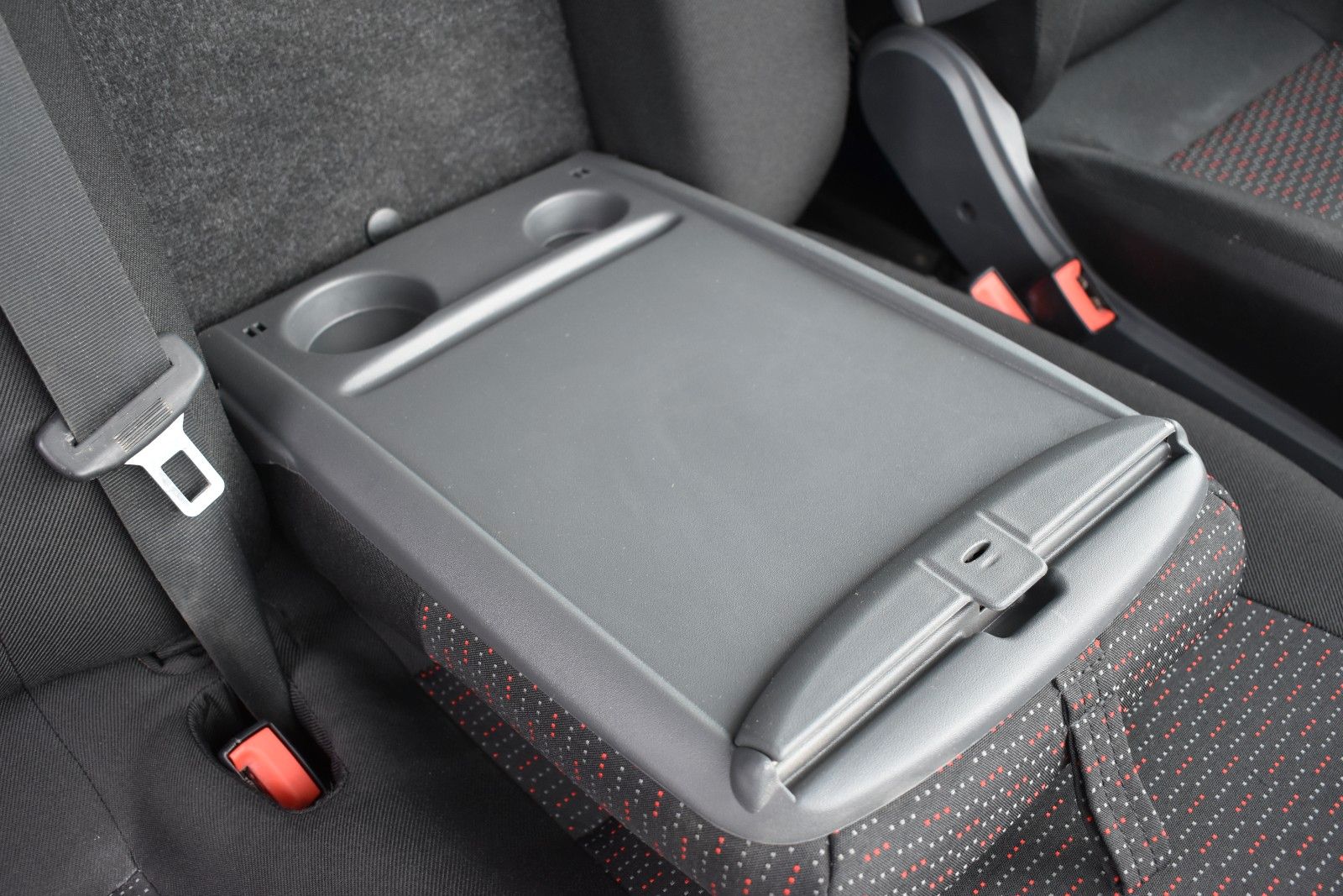 Fahrzeugabbildung Citroën Jumper Pritsche Doka. 35 L4 Heavy Plus Solution