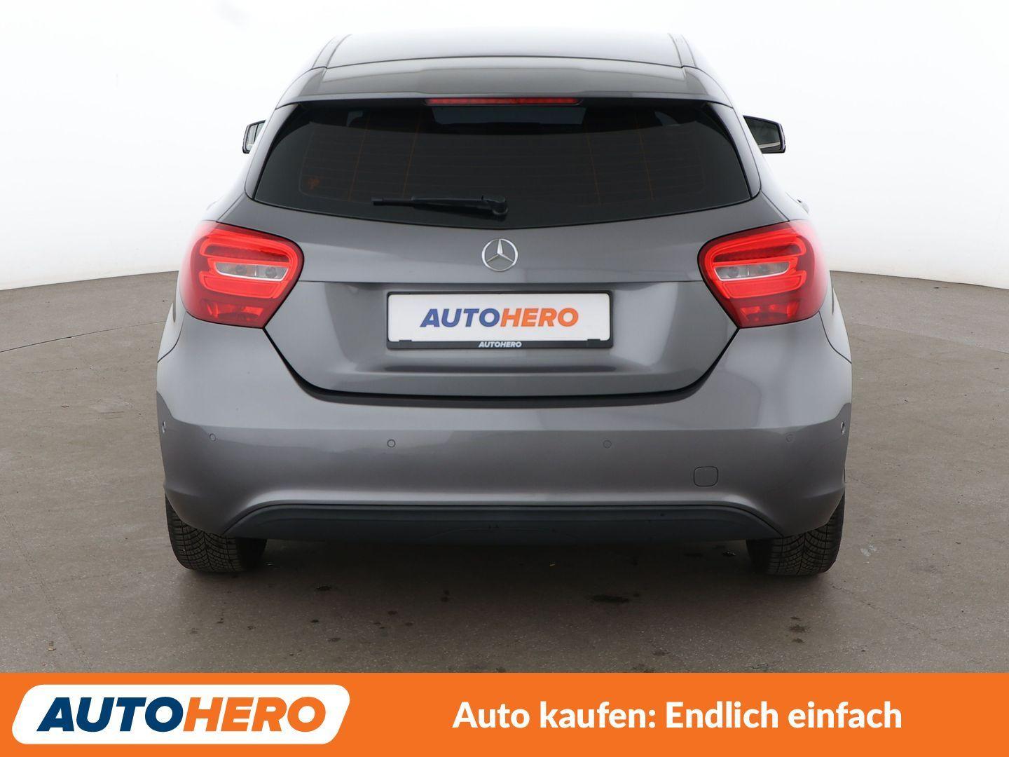 Mercedes-Benz A 180 BlueEfficiency Style Aut.*NAVI*TEMPO*PDC*