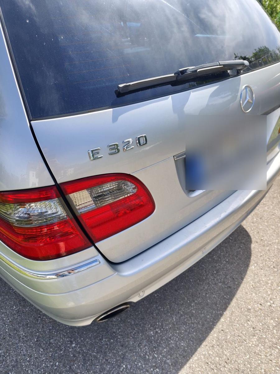 Mercedes-Benz E320 2008 — photo 6