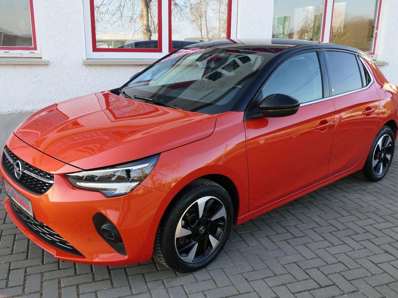 Opel Corsa e Elegance CAM PDC NAVI CCS LED