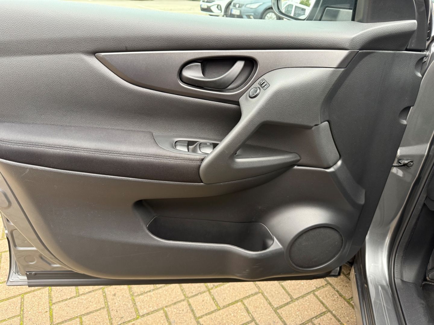 NISSAN Qashqai Visia Spurhalteass. Verkehrszeichenerk. - Image 13
