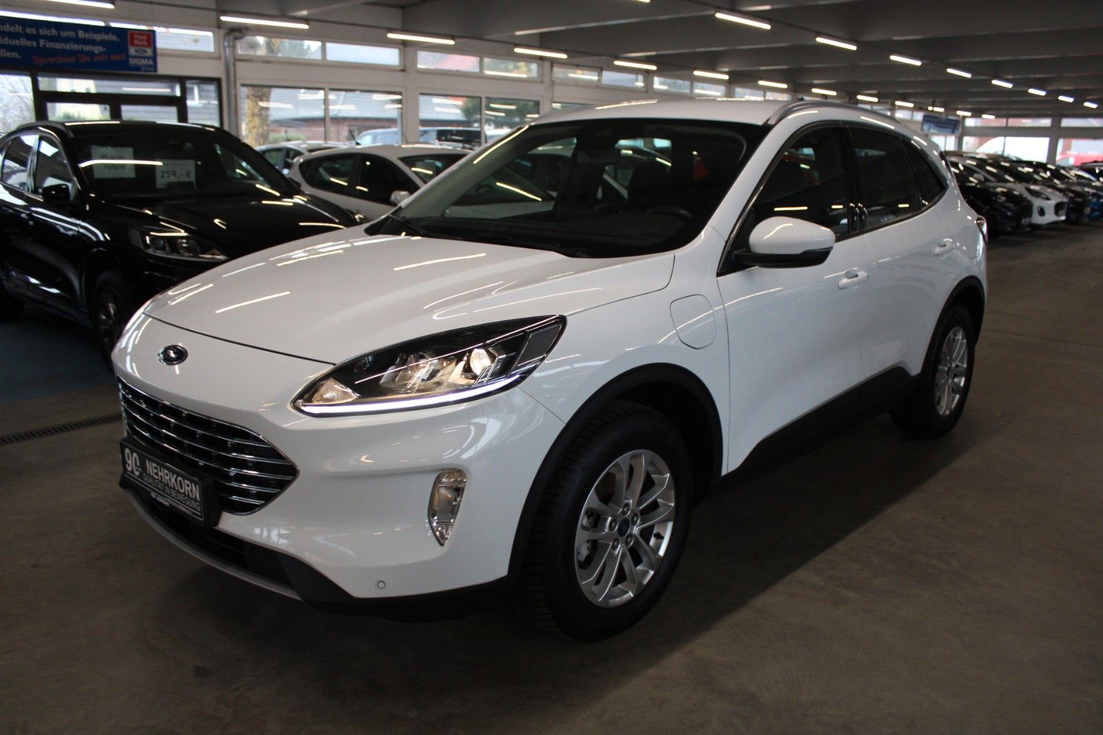 Fahrzeugabbildung Ford Kuga PHEV Aut. Titanium AHK NAVI WinterPaket