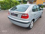 Renault Megane Classic RXE 1.6 16V *Automatik Getriebe * - gebrauchte Renault Megane aus dem Jahr 2000
