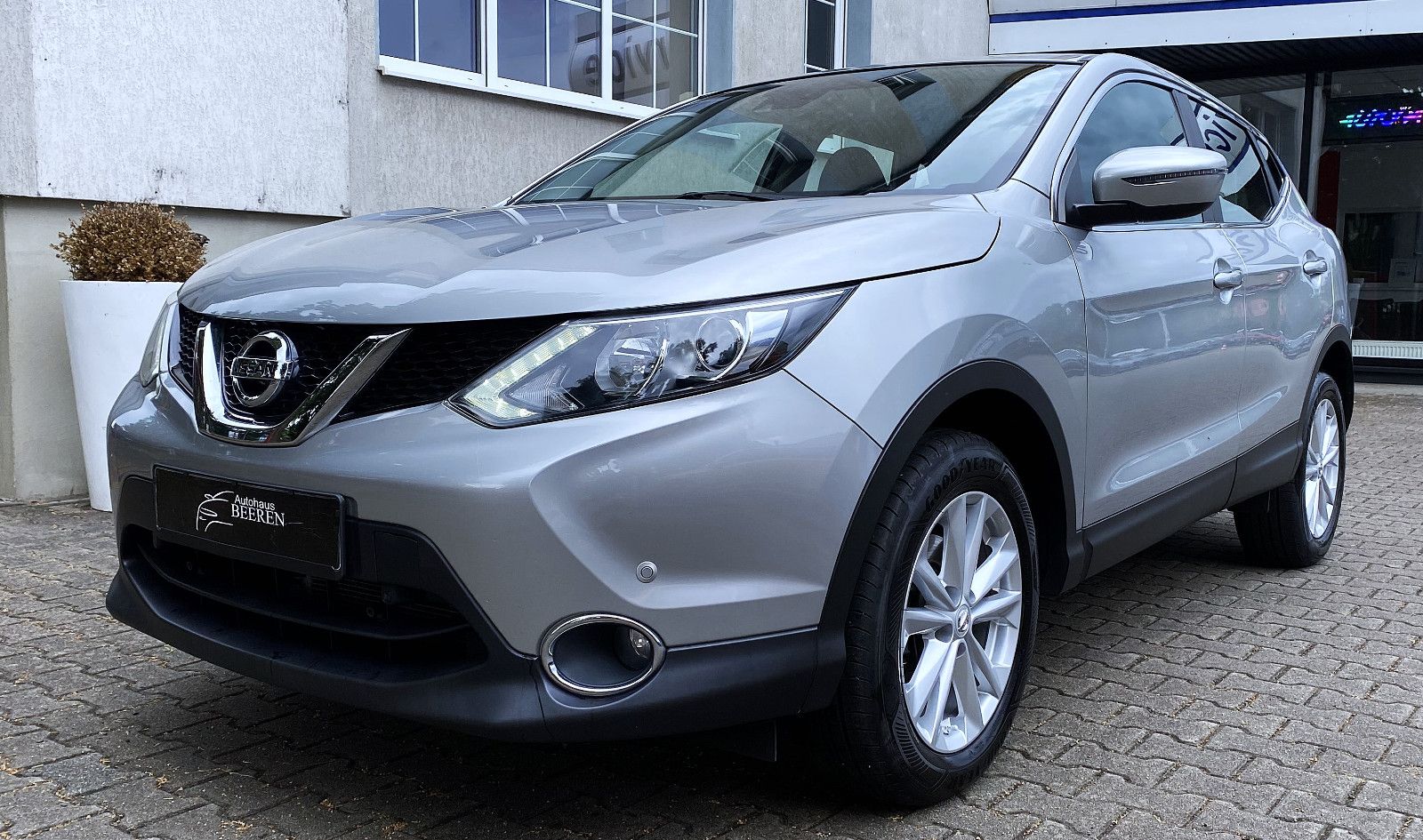 Nissan Nissan Qashqai Acenta 1.Hd KAM PDC SHZ TEMPO LED S