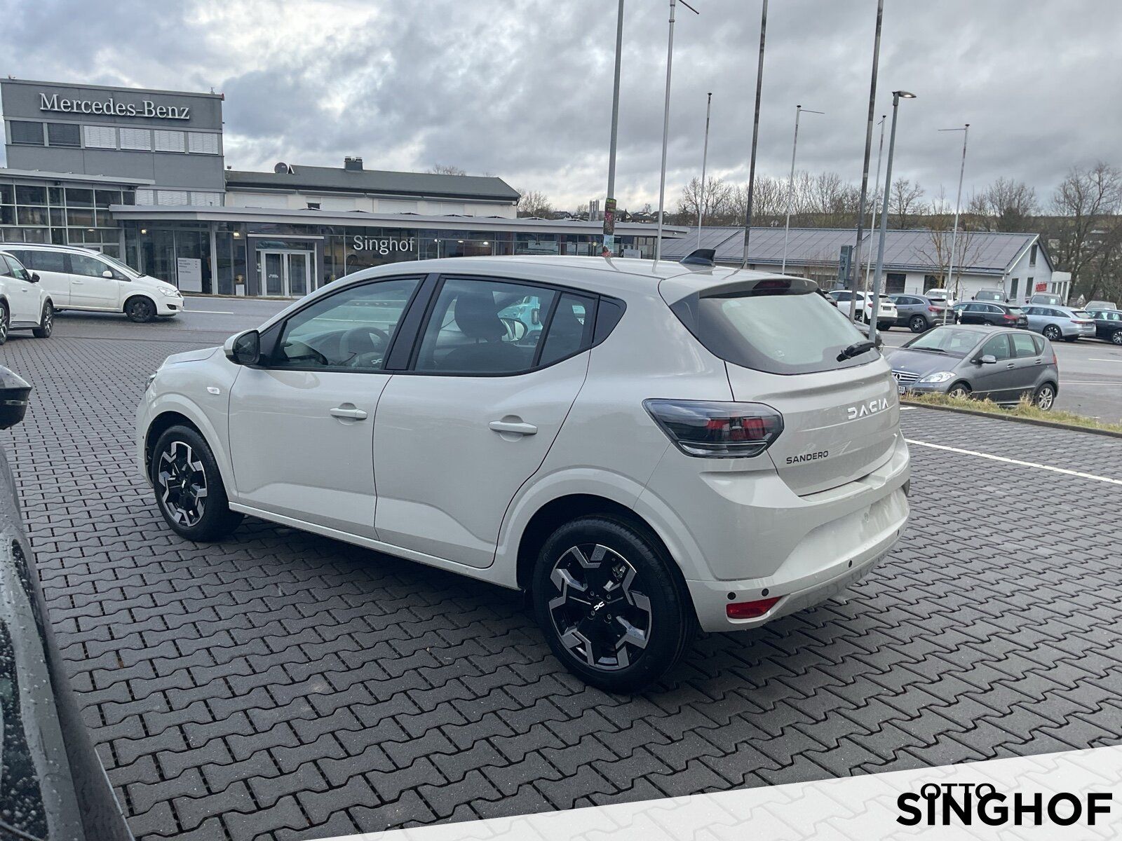 Fahrzeugabbildung Dacia Neuer Sandero Journey Eco-G 120