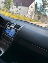 Toyota Avensis Combi 2,2-l-D-4D Comfort Comfort - Toyota Avensis: Co2