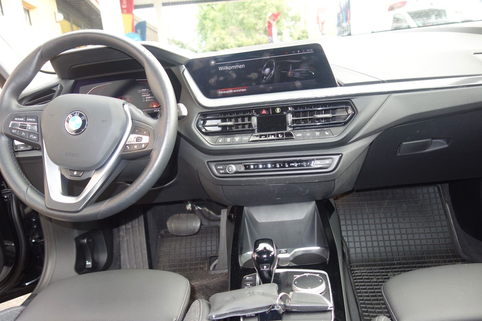 BMW 120 Baureihe 1 Lim. 120 i Sport Line foto 10
