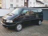 Volkswagen VW Bus T4 Generation Multivan 2,5 TDI 151 PS - gebrauchte VW LT aus dem Jahr 2002