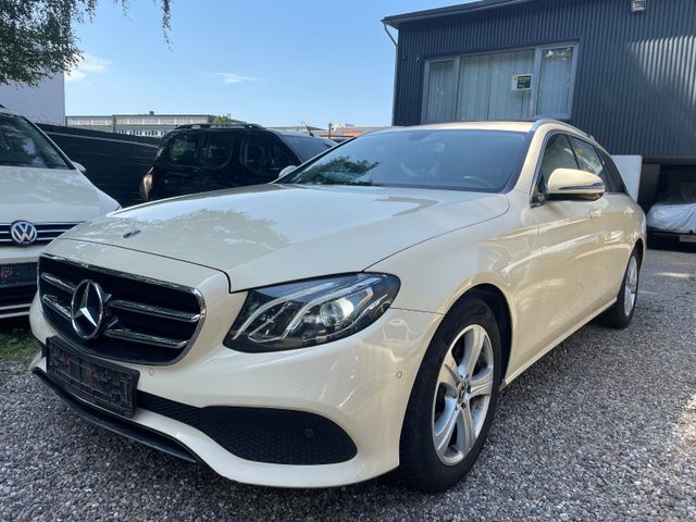 Mercedes-Benz E 200 d Avantgarde Navi LED Xenon PDC