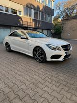 Mercedes-Benz Mercedes Benz E500 V8 Edition Facelift * T... - Mercedes-Benz E 500: Coupe