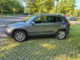 Volkswagen VW  TIGUAN 5n bj 2013 Live Tdi - Volkswagen Tiguan mit Diesel-Antrieb: Limousine