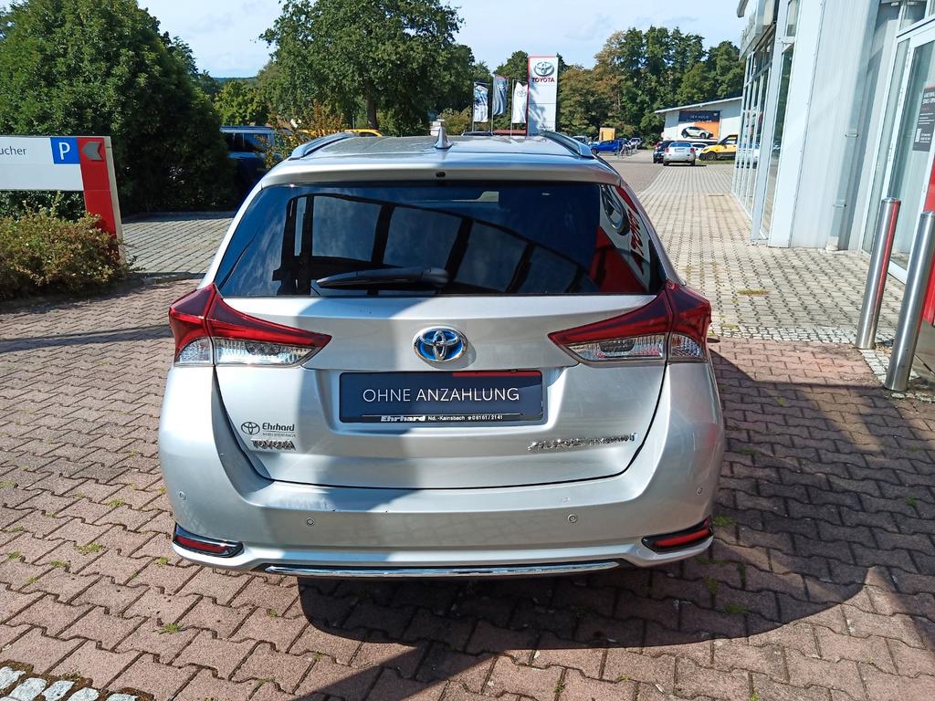 Toyota Auris Touring Sports