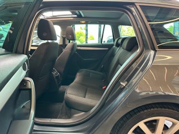 Skoda Octavia *PANO*SitzStandLenkradHZ*ACC*AHK*NAVI*