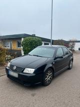 Volkswagen Verkaufe Vw Bora 1.6 l Tüv bis 11/26 - gebrauchte VW Bora aus dem Jahr 2002