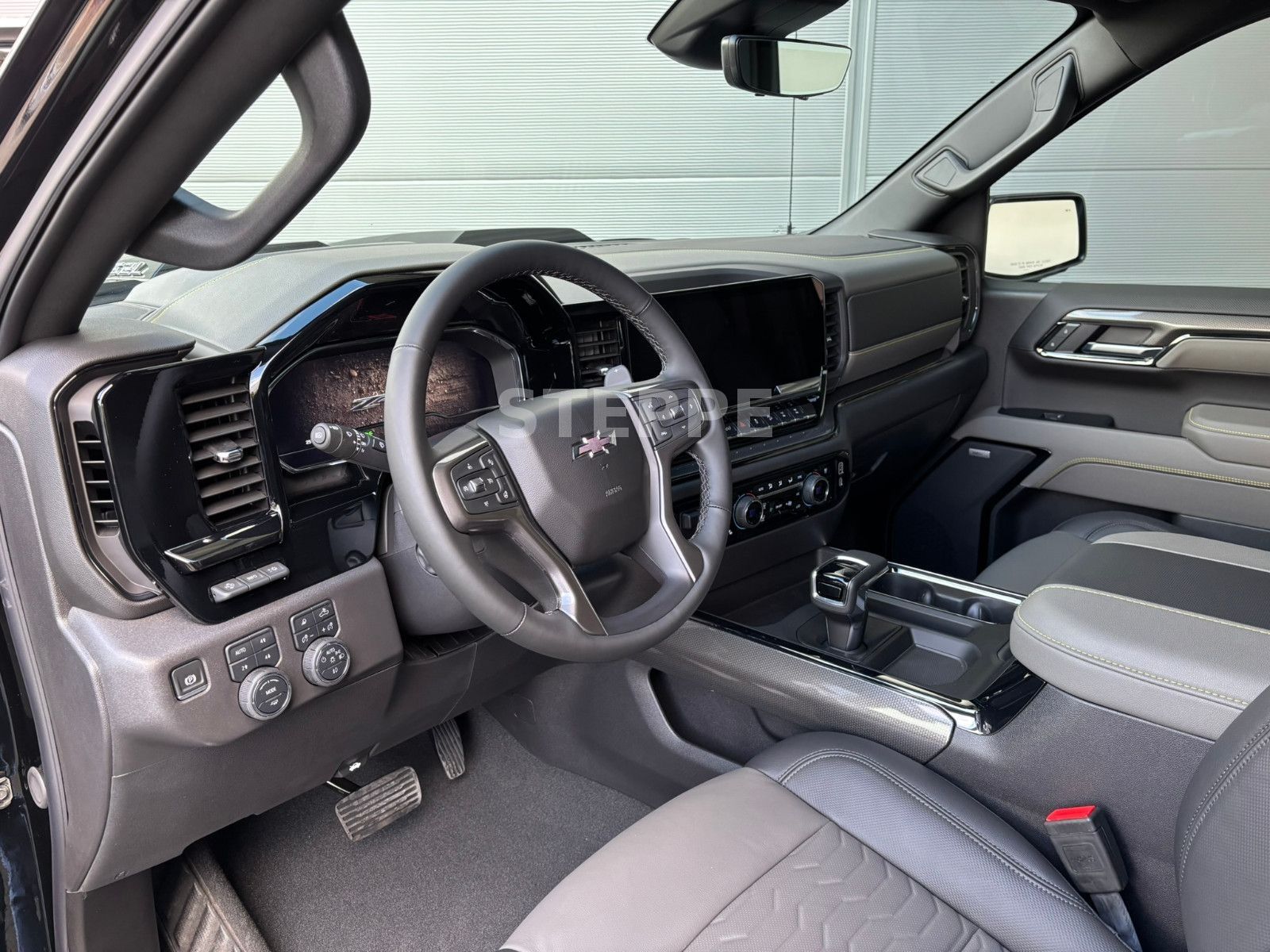 Chevrolet 2025 Silverado ZR2 6,2V8 Crewcab Tech-Pack. AHK