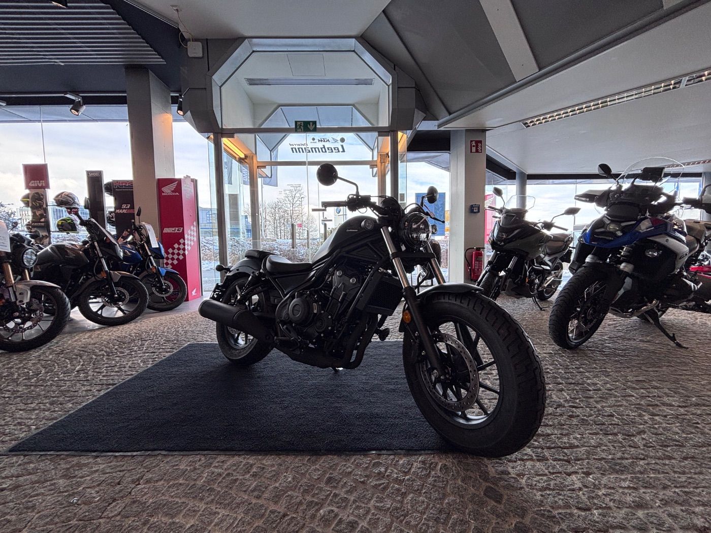 Fahrzeugabbildung Honda CMX 500 Rebel 2025