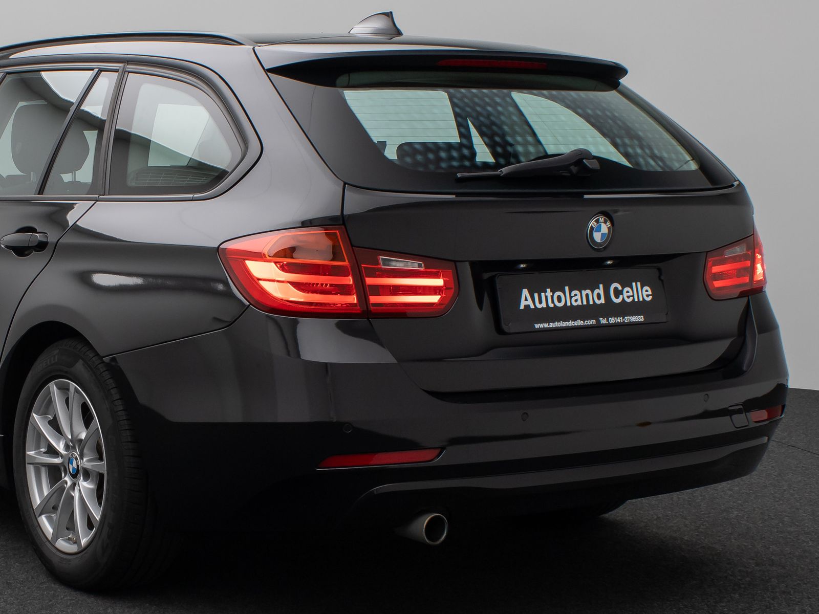 Fahrzeugabbildung BMW 320d Navi PDC Sitzhzg Xenon Geschwindigkeitsreg