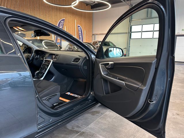 Volvo V60 Kombi Linje Business *Navi*Klima*AHK*Xenon*