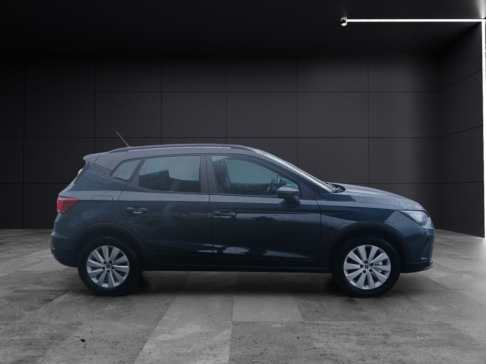 Fahrzeugabbildung SEAT Arona TSI Style LED Navi VC ACC RFK SH LM