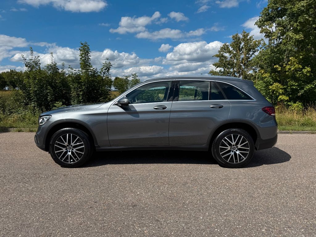 Mercedes-Benz GLC 300 d 4Matic,Virtual,AHK,LED,360 Kam,Leder