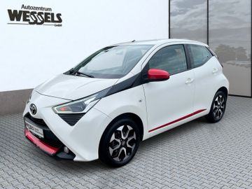 Toyota Aygo (X)AYGO x-play connect