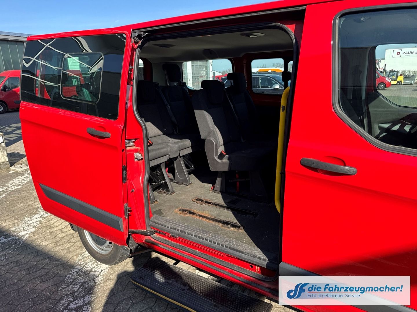 Fahrzeugabbildung Ford Transit Custom Kombi 300 L1 2.2 TDCi *8446