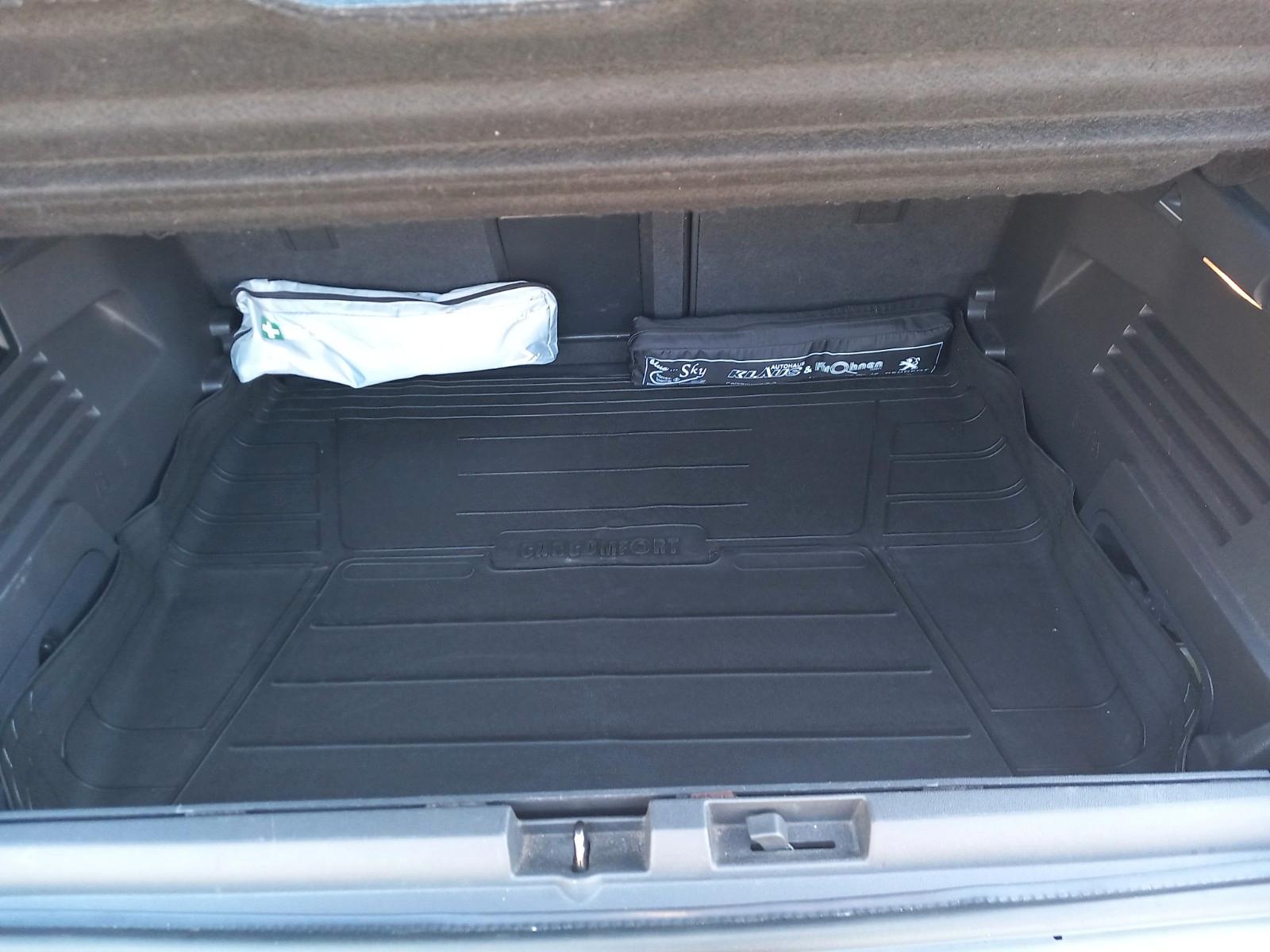 Peugeot 3008 2012 — photo 12