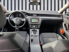 VW Passat Variant 2.0 TDI 4Motion BMT Alltrack ACC