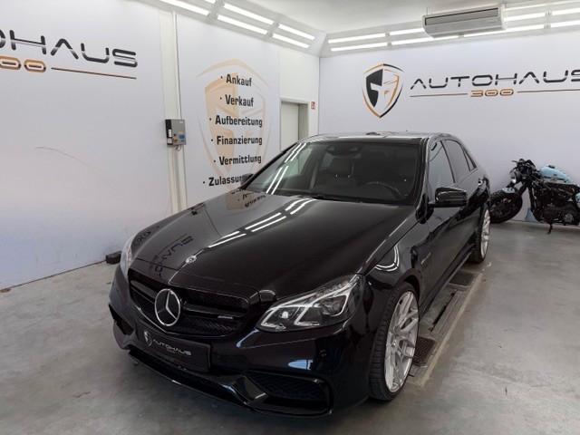 Mercedes-Benz E 63 AMG S 4Matic NAVI ACC MFL MEMORY RFK SHZ