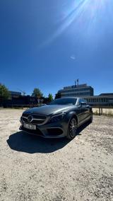Mercedes-Benz CLS 500 4MATIC - - graue Mercedes-Benz CLS 500