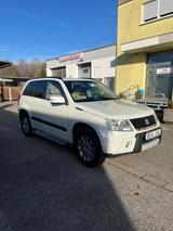 Suzuki Grand Vitara 2.4 VVT Comfort - Suzuki Grand Vitara: Comfort