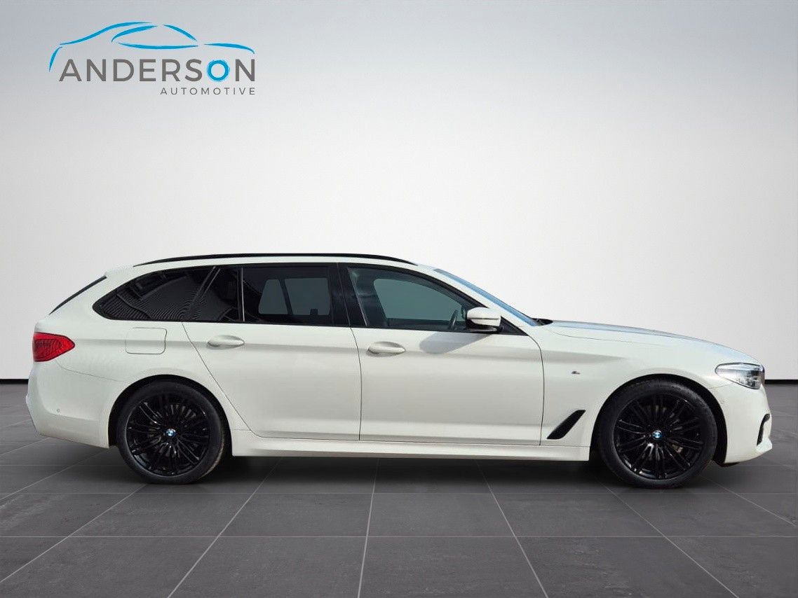 Fahrzeugabbildung BMW 530D XDRIVE M SPORT H&K MEMORY HUD KAM PANO AHK